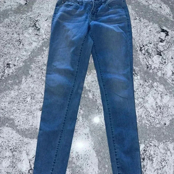 Jeans - Picture 4 of 5